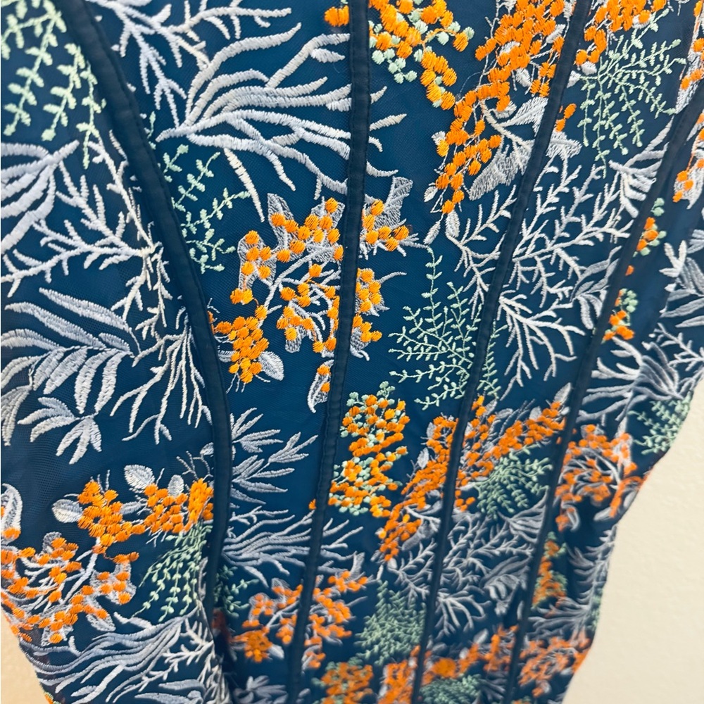 2X Reba Woman Embroidered Blue + Orange Floral Dress w/elastic waistband at back - Picture 5 of 6